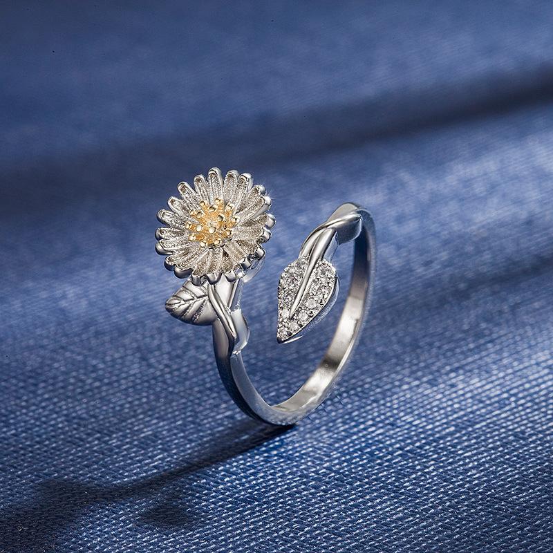 Same Style Copper Plated Real Gold Two-tone Rotating Sunflower Ring for Women Gold-plated Jewelry Stacking White gold color