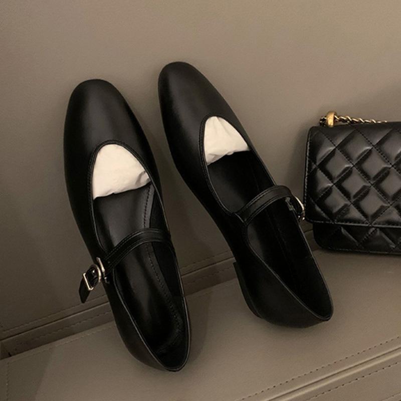 Leather French retro round head white Mary Jane women's shoes temperament shallow mouth versatile single shoes women's flat bottom