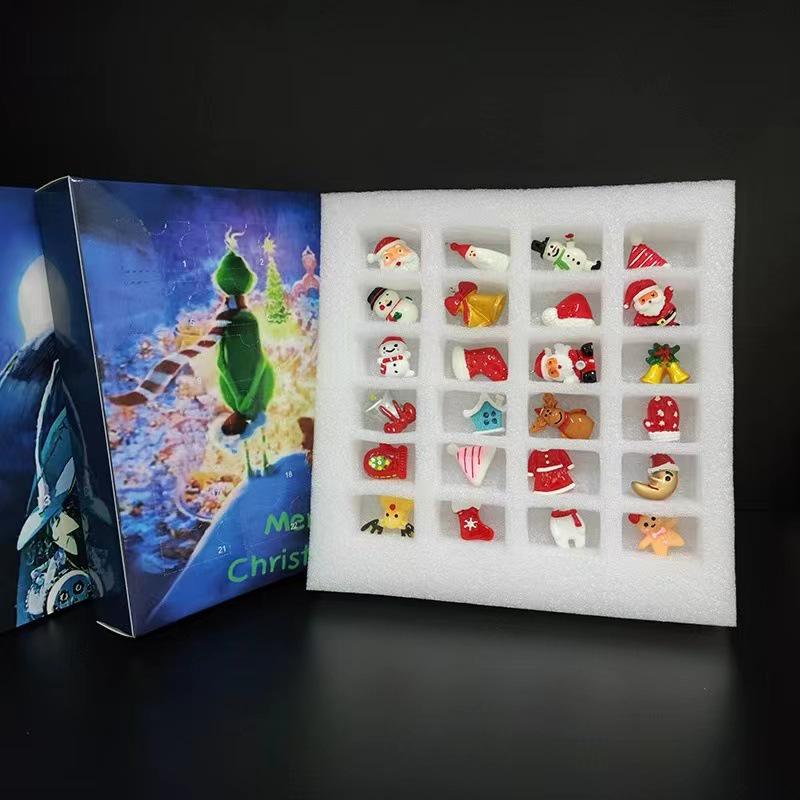 24-Geschenke Halloween Puppen Adventskalender: Weihnachts-Countdown Blind Box