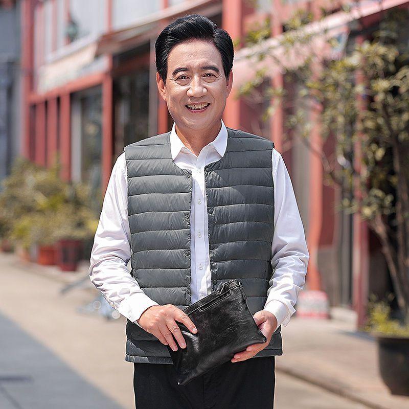 

Осень и зима отцовский мужской среднего возраста пуховый жилет жилет для папы с круглым вырезом жилет-подкладка легкий и тонкий теплый короткий пиджак 4XL серый