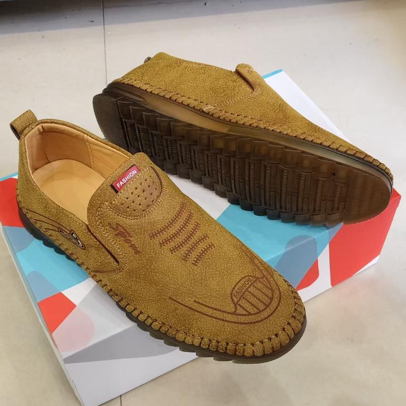 Vysoce kvalitní pánské boty Ručně vyráběná kožená obuv Pánské Běžné Business Byty Outdoor Cestovní tenisky s měkkou podrážkou Značka mokasíny