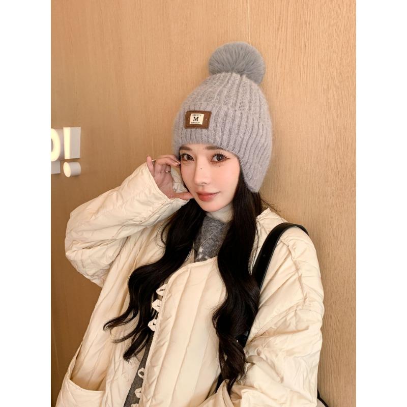 New Autumn and Winter Plush Warm Knitted Hat for Women Sweet and Cute Plus Velvet Ear Protection and Cold Proof Woolen Hat