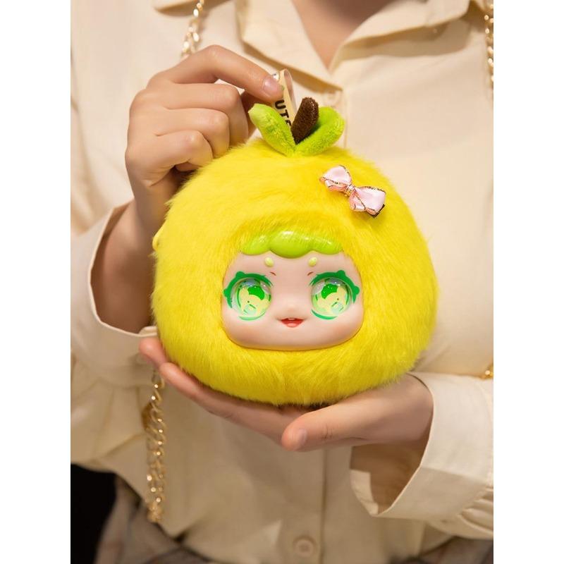 Adorable Ensemble de Boîtes Aveugles sur le Thème des Fruits Charms Peluches Mignons Cadeau Parfait pour les Enfants et les Collectionneurs