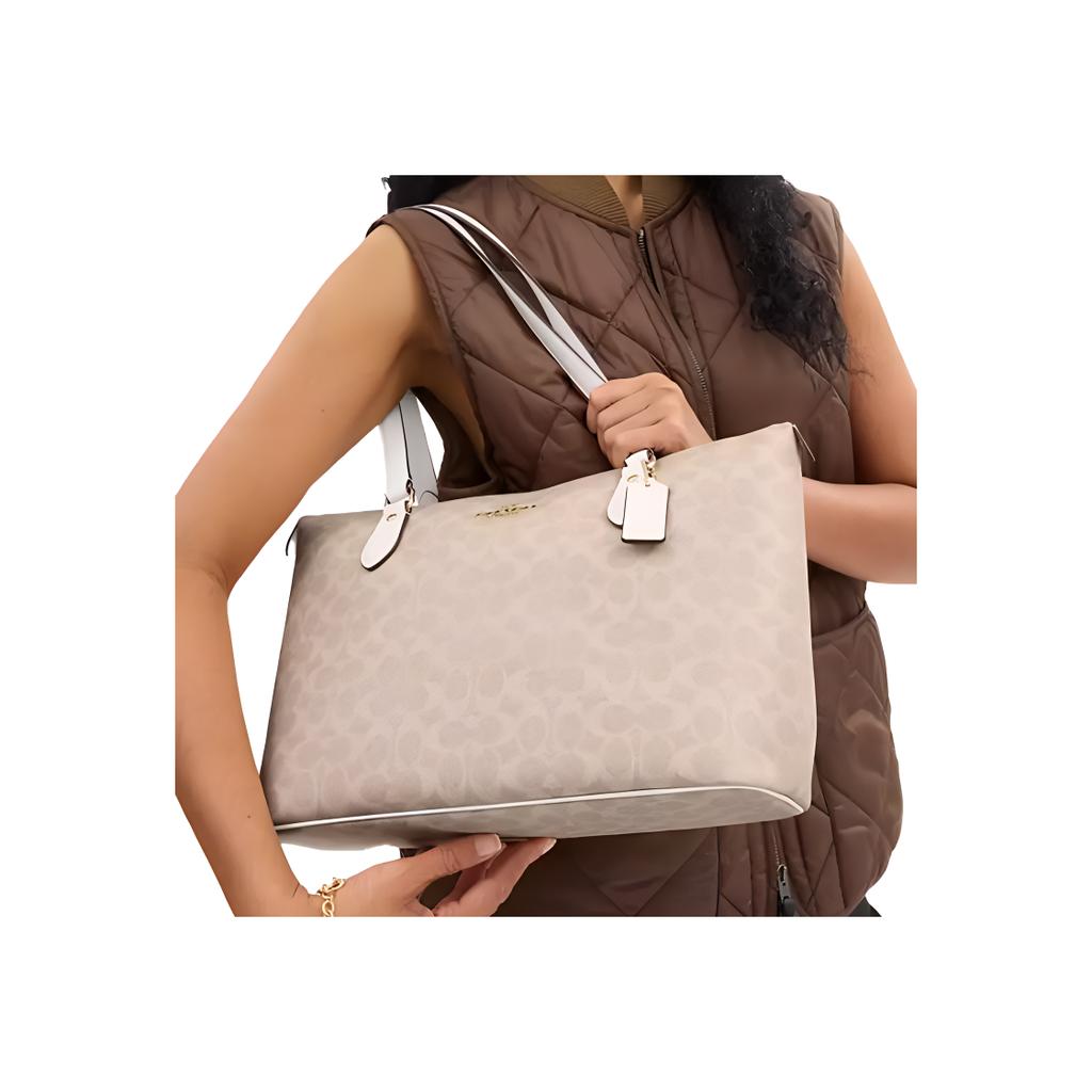 Coach Borsa tote in tela rivestita con stampa logo classico Gallery 37 da donna Borsa tote Sabbia Argento Grigio CW381-IMXDM