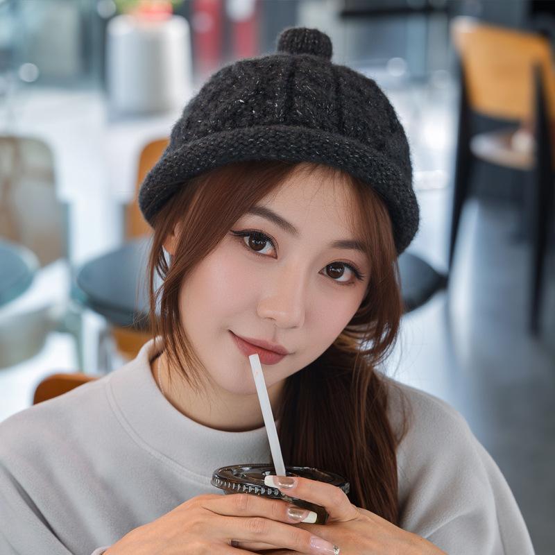 

Autumn and winter new wool hat women s Korean version knitted hat fashionable youth Japanese crimped twist bag head melon fur hat ear protector One size fits all