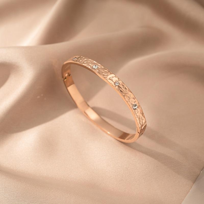 18k Rose Gold Diamond Buckle Bracelet - Korean Stylish Design, High-End Jewelry