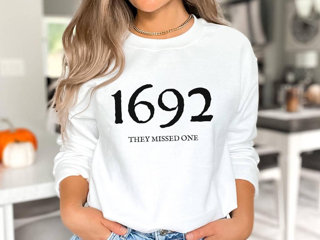 Wish 1692 Halloween Casual Solid Color Round Neck Hoodie