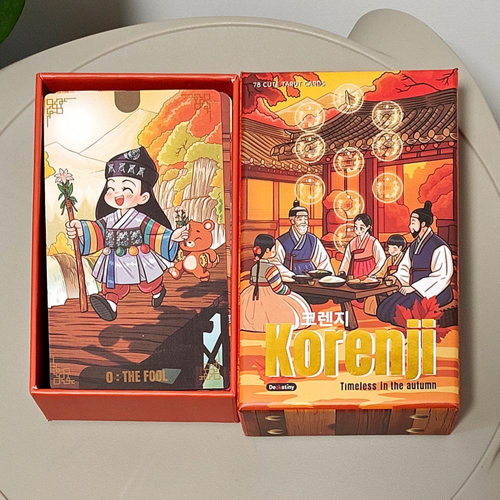 Tarocchi Korenji 12*7cm 78 Carte Carine in Stile Hanbok Coreano | Senza Tempo in Autunno | Mazzo Tarot Chibi per Collezionisti in Scatola Rigida