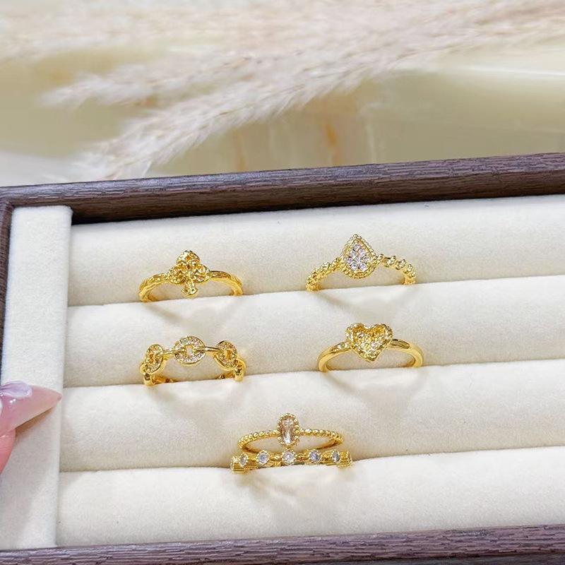 Medieval Vintage Water Drop Zircon Hammer Pattern Love Copper Coin Open Ring Personality Niche High Sense Ring Woman