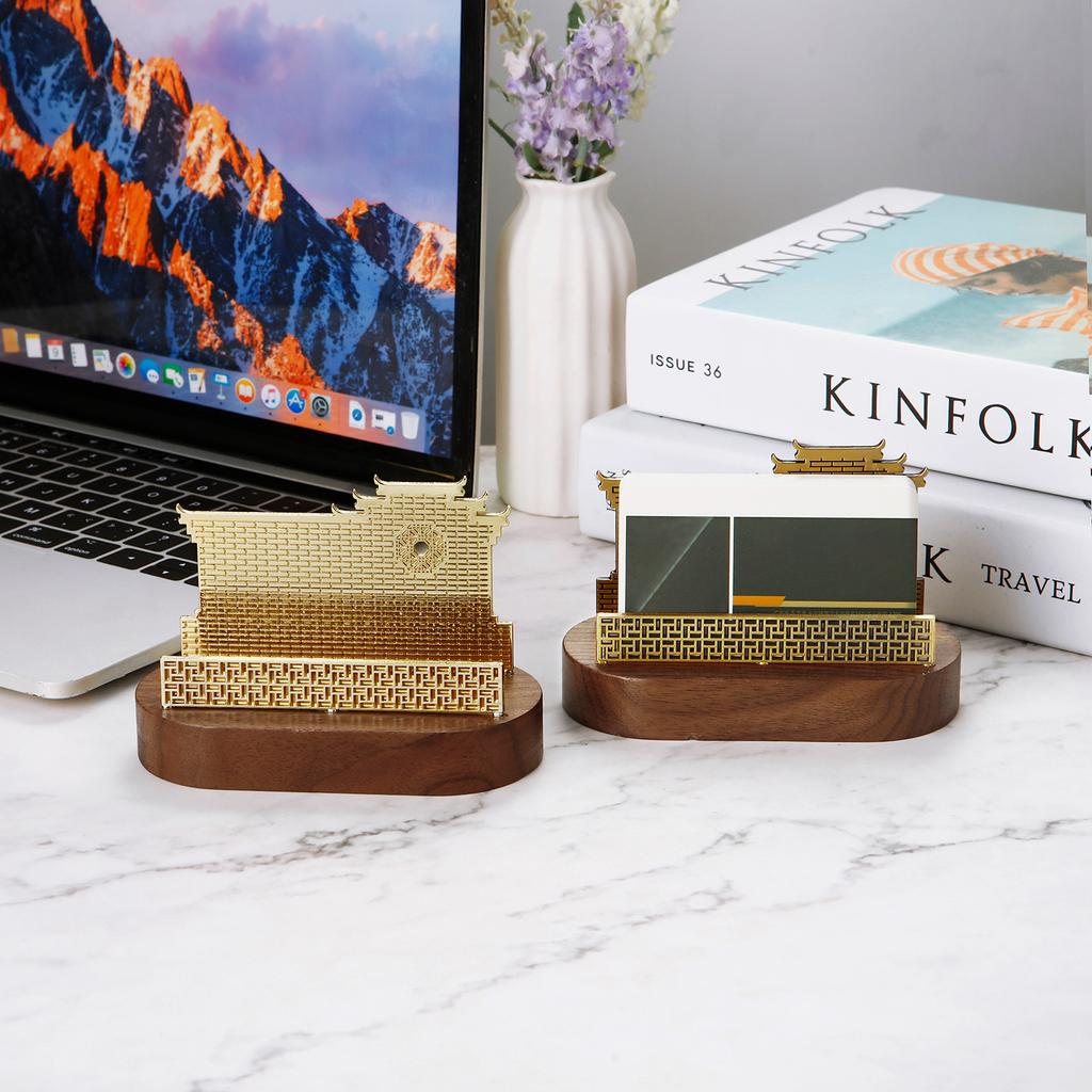 Dřevěný držák na vizitky Kovový organizér Stojan na vystavení na kancelářský stůl Příslušenství na pult s poznámkami Stolní držák na karty Úložný prostor