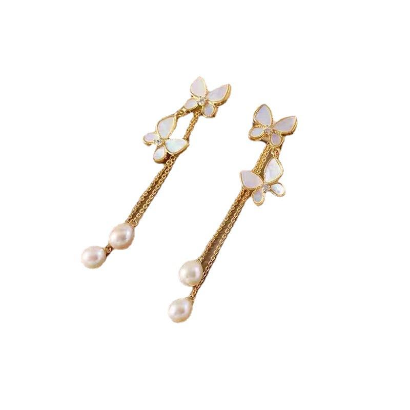 Two Shell Butterfly Stud Earrings Fashion Light Luxury S911 Silver Needle Tassel Natural Freshwater Pearl Stud Earrings High Sense