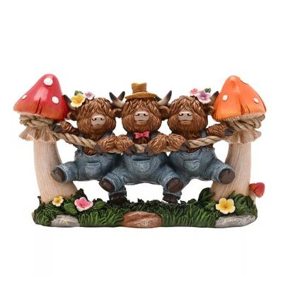 Country Living Highland Cow Trio