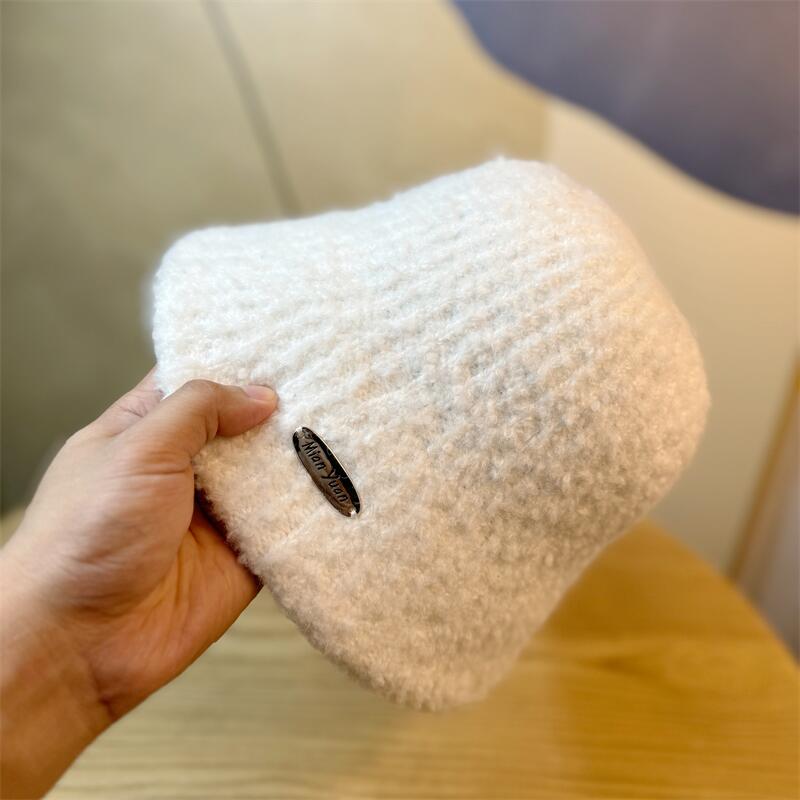 

New autumn and winter wool knitted warm and comfortable fisherman s hat children outdoor cold protection ear protection versatile bucket Adult average size чорний