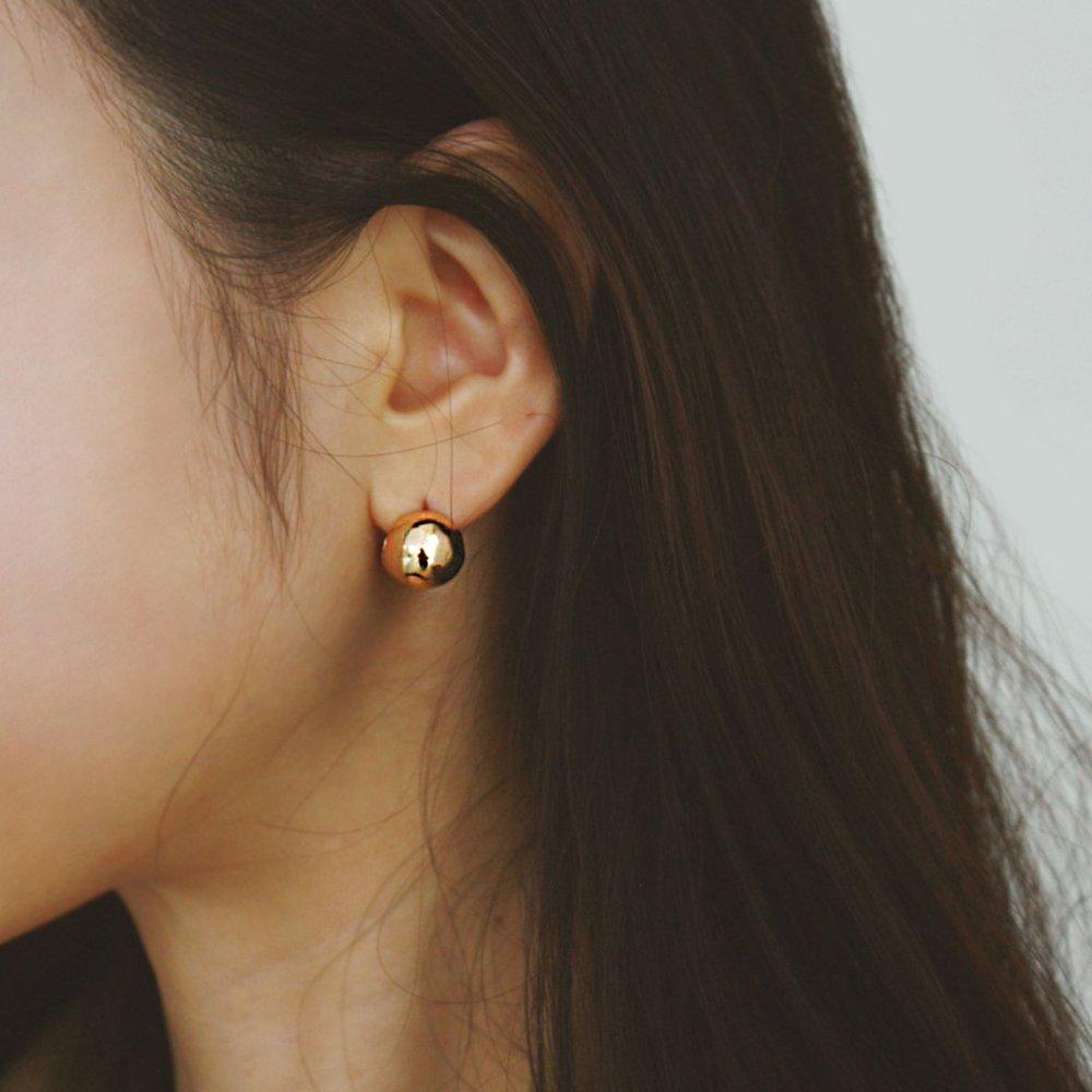 [ Modernlike / Headquarters genuine product ] 14K Gf silver round one-touch ball earrings gold