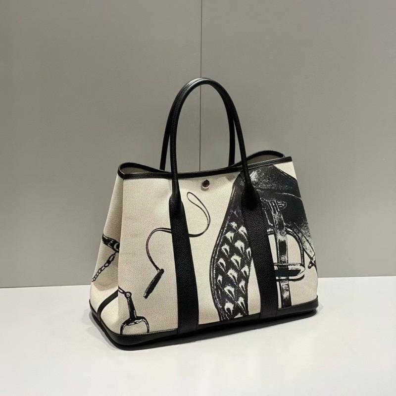 Winter Graffiti Art Canvas Top Grain Leather Tote Bag Large Crossbody Handbag