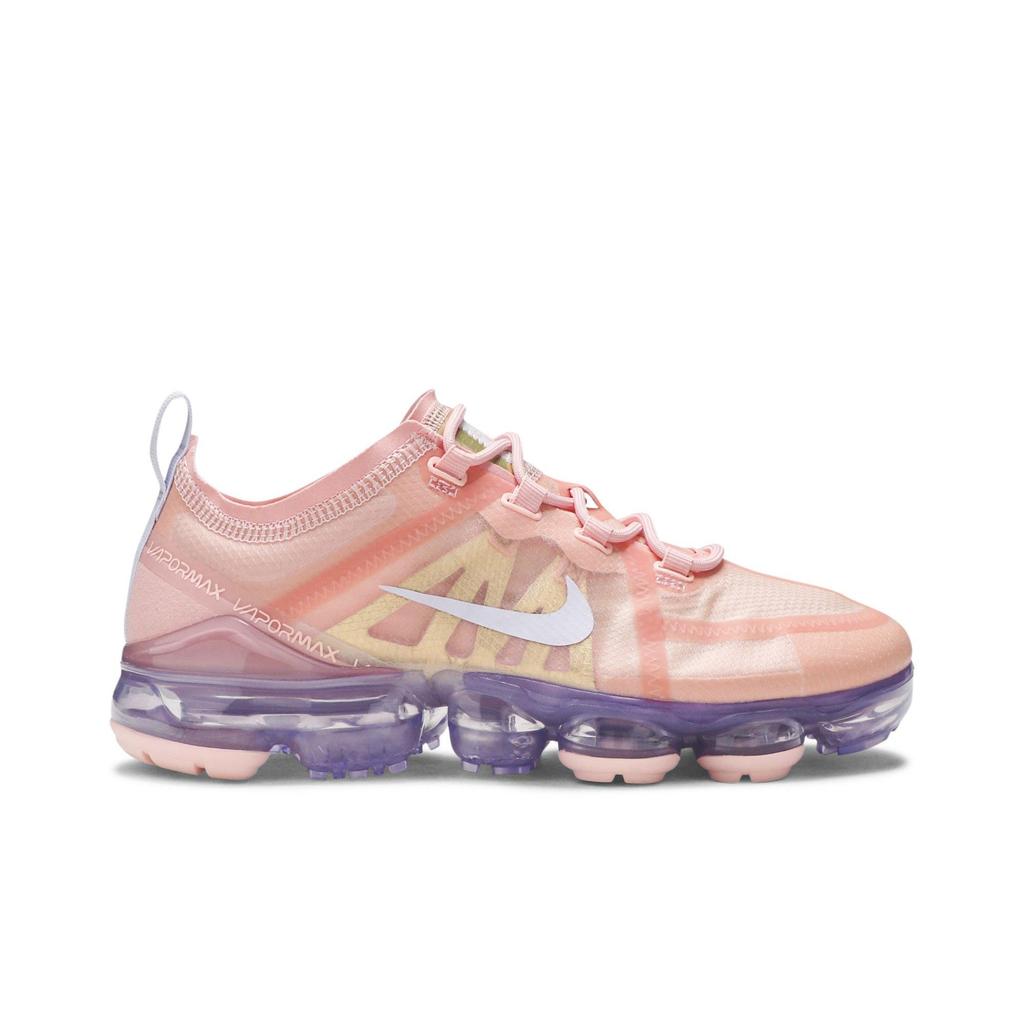 Nike Womens Air VaporMax 2019 'Bleached Coral' (women's sizes) Bleached Coral / Metallic Gold-Amethyst Tint Running Shoes AR6632 603