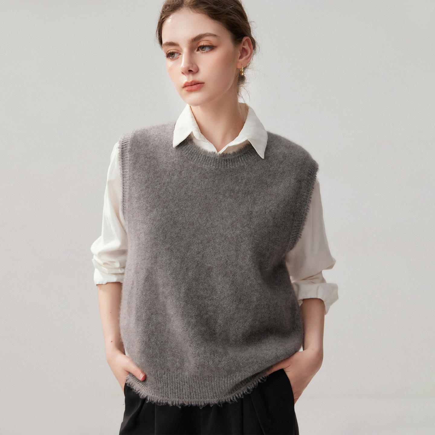 Women`s Cashmere Fringe Edge Knit Vest