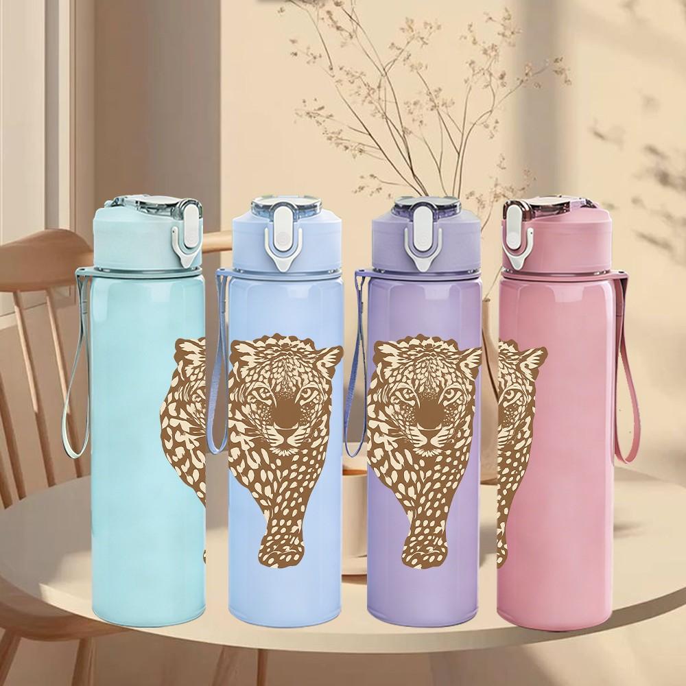 1PC Vintage Leopard Head Print 750ml Color Plastic Sports Water Bottle Leakproof Flip Straw Lid Suitable for Sports Office Home Use