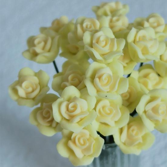 1:12 květinový model realistický dvoubarevný miniaturní květ růže pro domeček pro panenky pro kutily zahradní dekorace domečku pro panenky