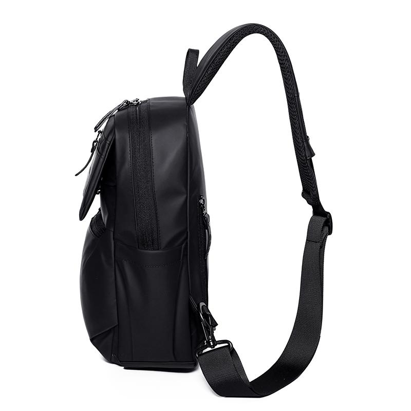 Men's Large Capacity Chest Bag Lightweight Waterproof Outdoor Sports Bag Multi-Power Crossbody Bag