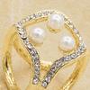 Scarf Button for Women, Double-Ring Faux Pearl Rhinestone Scarf Fastener for Silk Scarves Shawls Belt, Scarf Buckle Multi-Use Accessory