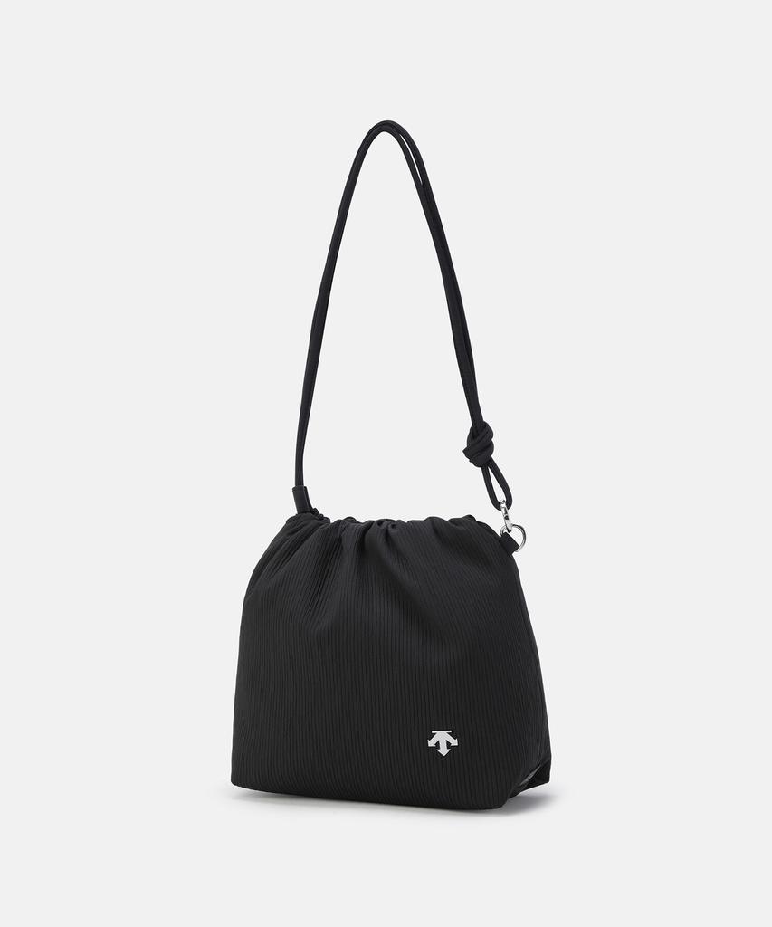 Descente Women'S Pleated Bucket Bag Black Sr222Ubg42