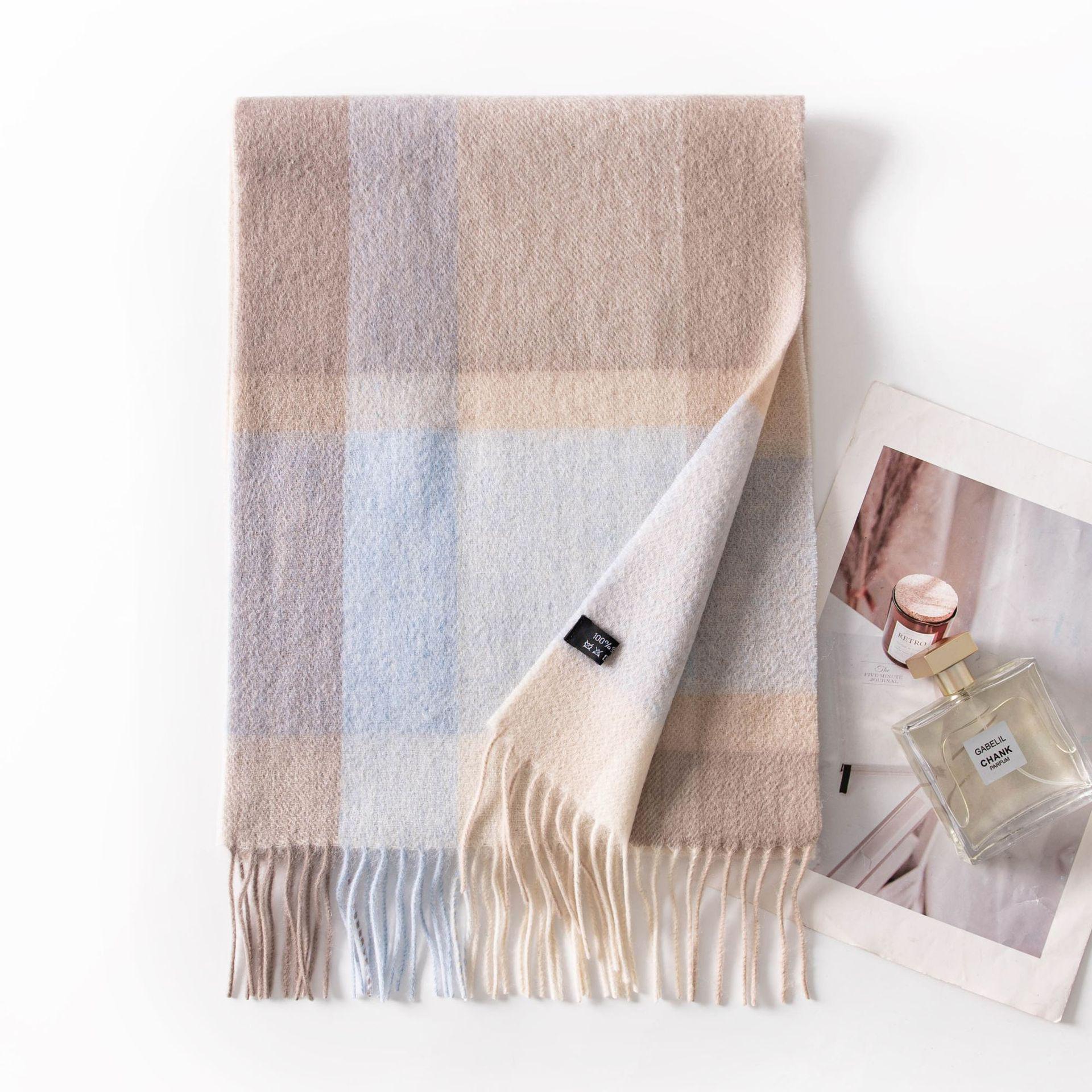 

2025 Autumn/Winter Elegant Women s Plaid Tassel Shawl - Versatile, High-End Scarf & Neck Warmer 30x180 cm