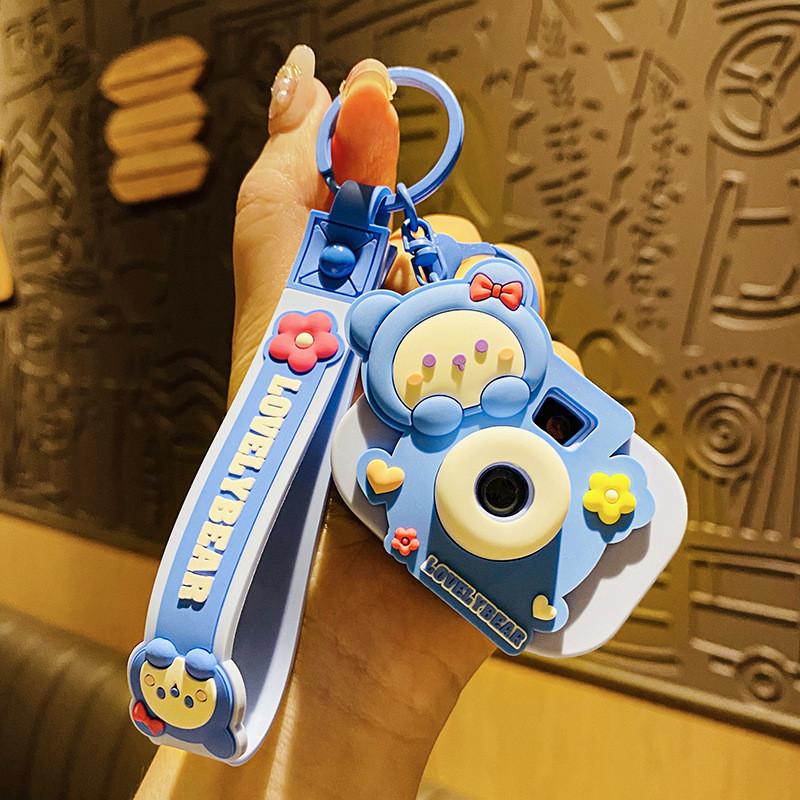 Fun And Whimsical Bear Camera Keychain Pvc Zinc Alloy Keyring Backpacks For