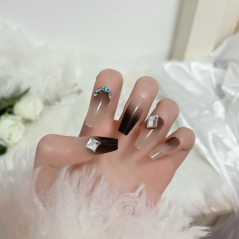 Luxurious Handmade Translucent Nail Tips for Autumn/Winter – Soft Texture, High-Class Feel