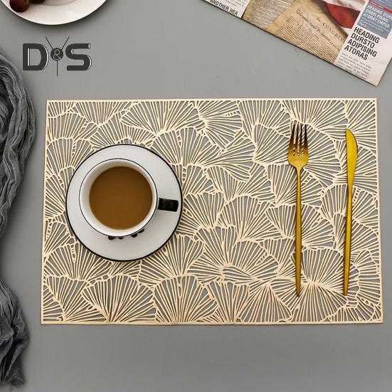 Dining Mat Hollowed-out Decorative Breathable Gold Color PVC Place Mat