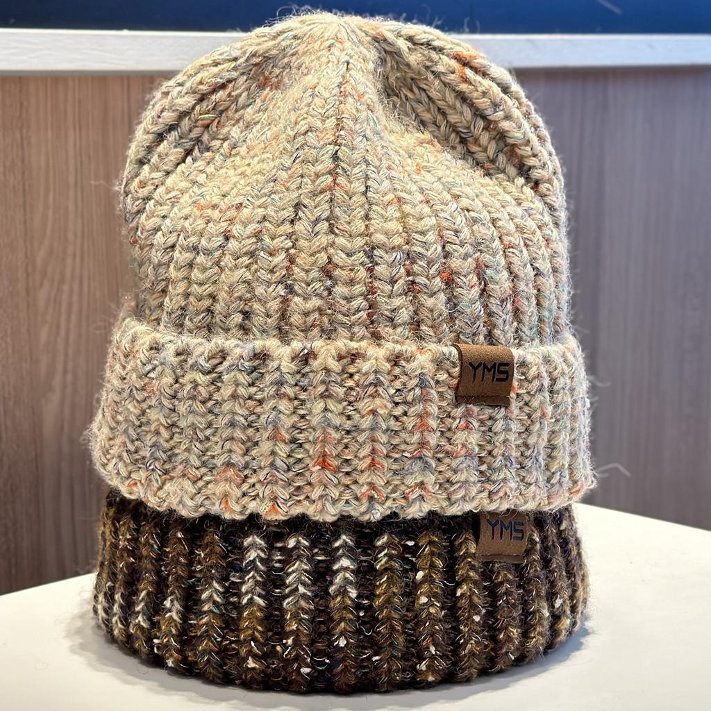New knitted wool hats for men and women, warm and cold-proof in autumn and winter, simple color thread, small standard cold hat