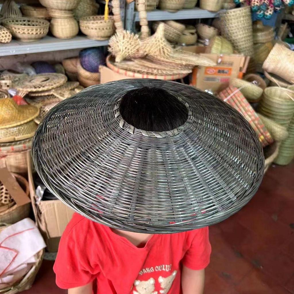 Chapeau Original en Bambou Noir - Accessoire de Costume Daxia Japonais avec Design Antique en Bronze Do Li