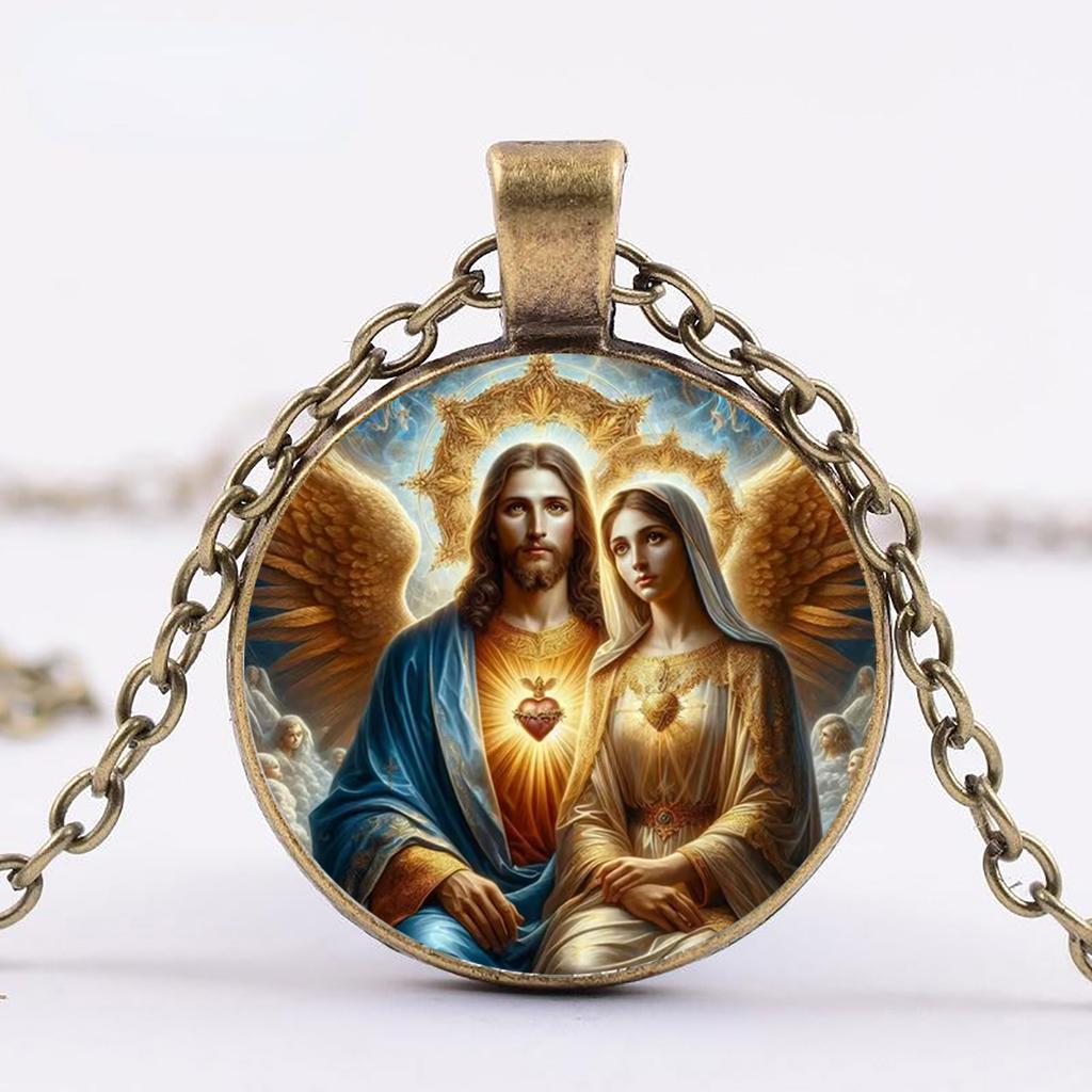 One piece vintage Jesus Mother Necklace Pendant Christian Jesus Glass Pendant Necklace Fashion Accessories Suitable for Daily Wear