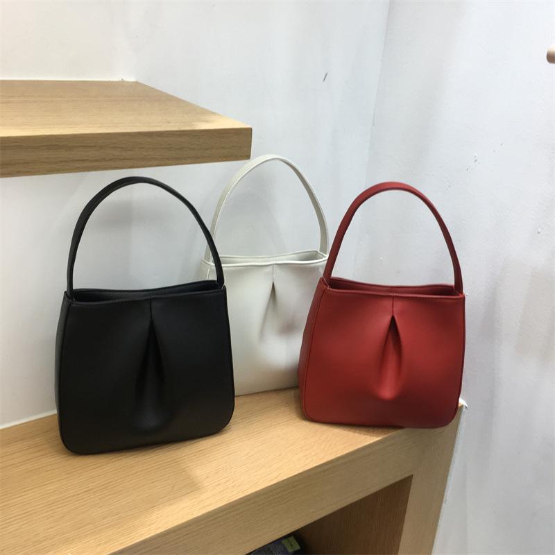 Niche Personalized Design, Retro Texture, Exquisite Classic Handheld Women'S Bags, Minimalist Women'S Bags, And Small Underarm Bags.