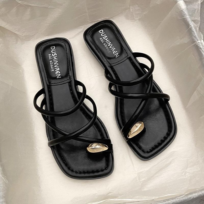 Women's sandals summer retro new casual thick heel Roman sandals women's toes Internet celebrity low heel beach shoes