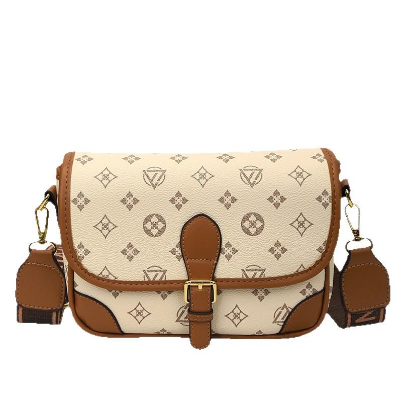 New Classic Texture Crossbody Bag Versatile Crossbody Bag High-End Underarm Bag Nurse Bag Wide Shoulder Strap Bag