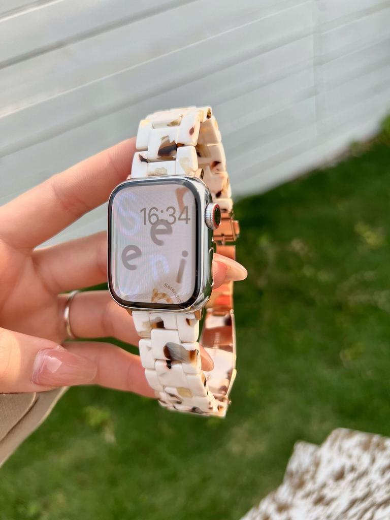 Spring and summer lightweight resin watch strap is suitable for Apple applewatch 10th generation 987645SE universal men's and women's models