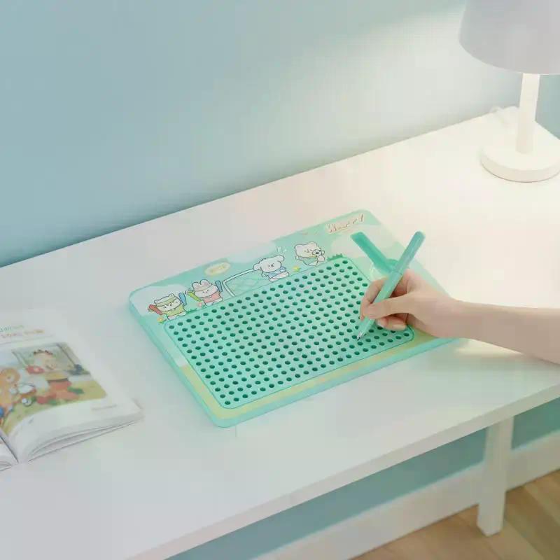 Eye-Catching Cartoon Steel Ball Doodle Board Keychain; Magnetic Sketch Pad Puzzle Toy For Backpack Accessory.