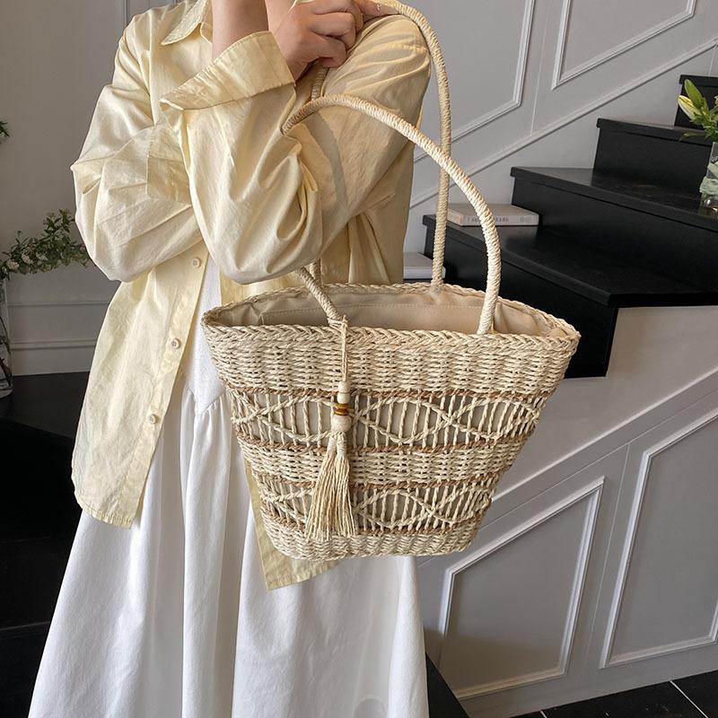 Holiday leisure large-capacity woven bag summer new fashion straw bag versatile shoulder bag