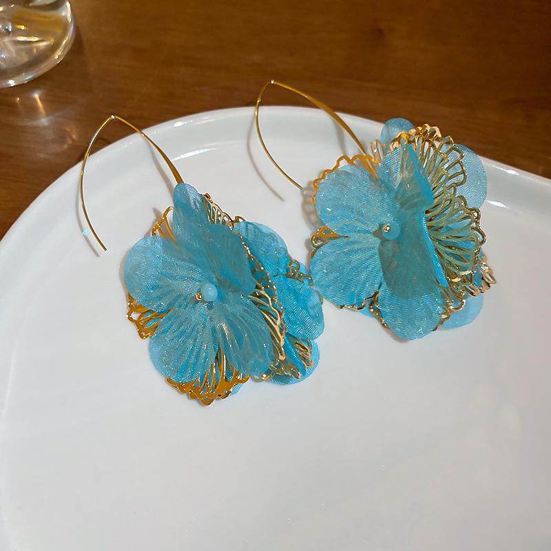 French fresh blue geometric flower resin earrings light luxury stud earrings personality temperament earrings women