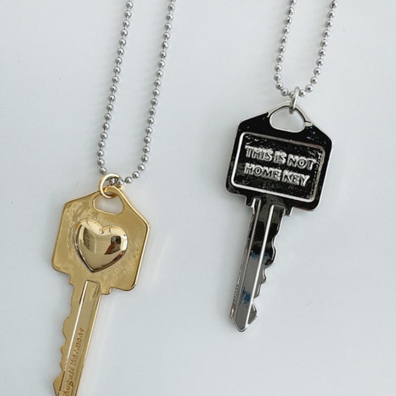 

August Harmony This is not home key Long Necklace / 2color Silver