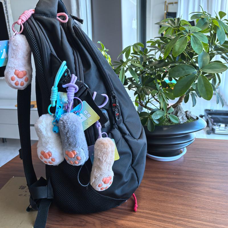 Cat's Paw Soft Stuffed Plush Toys Cute Kitten Paws Plushies Keychian Backpack Charm Hanging Pendants Gifts For Girls Birthday