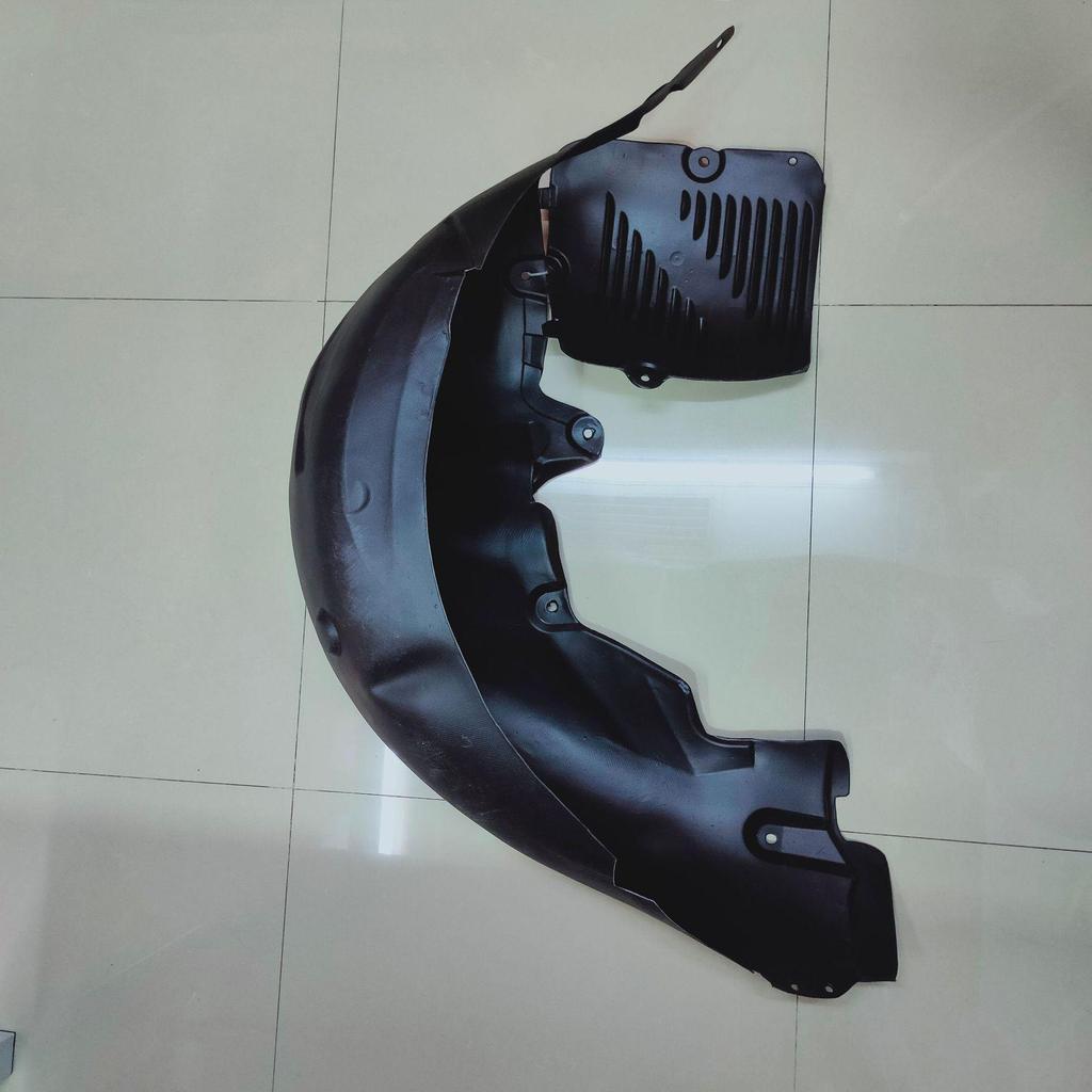 Mercedes-Benz E63 AMG W211 2006 Rear Wheel Arch Liner A2116901830