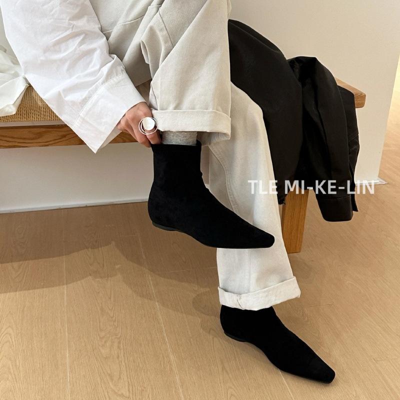 2025 New Inner Height Increase Thick Heel Rear Zipper Martin Boots Suede Low Tube Thin Niche Chelsea Boots