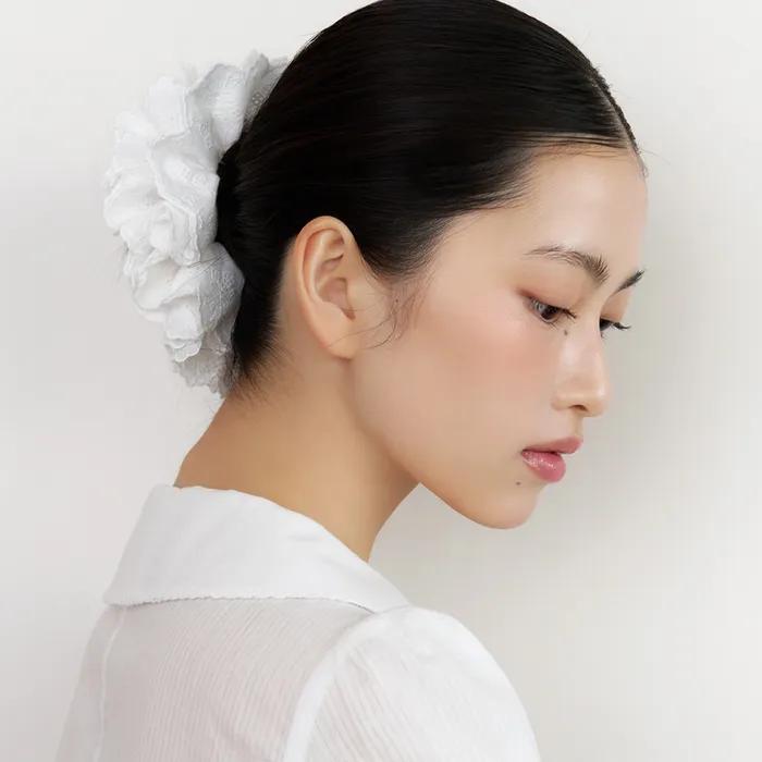 Double Lace Scrunchie (WHITE)
