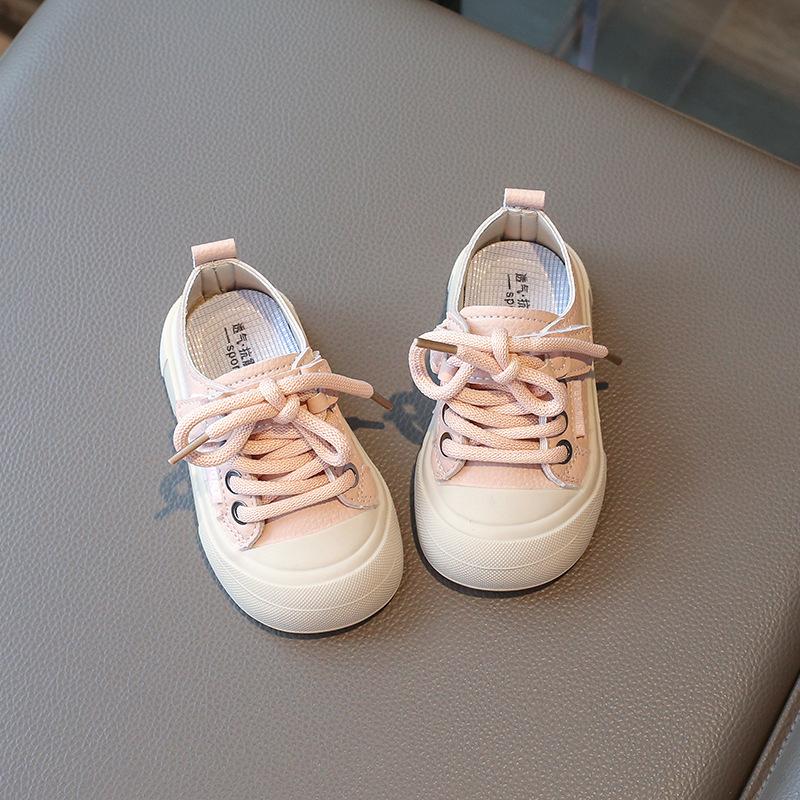 2025 Kinderschuhe Frühling Designer Mode Weichsohlige Board-Schuhe Täglich Vielseitig Rutschfeste Schuhe Trendige Kinder Freizeitsneaker