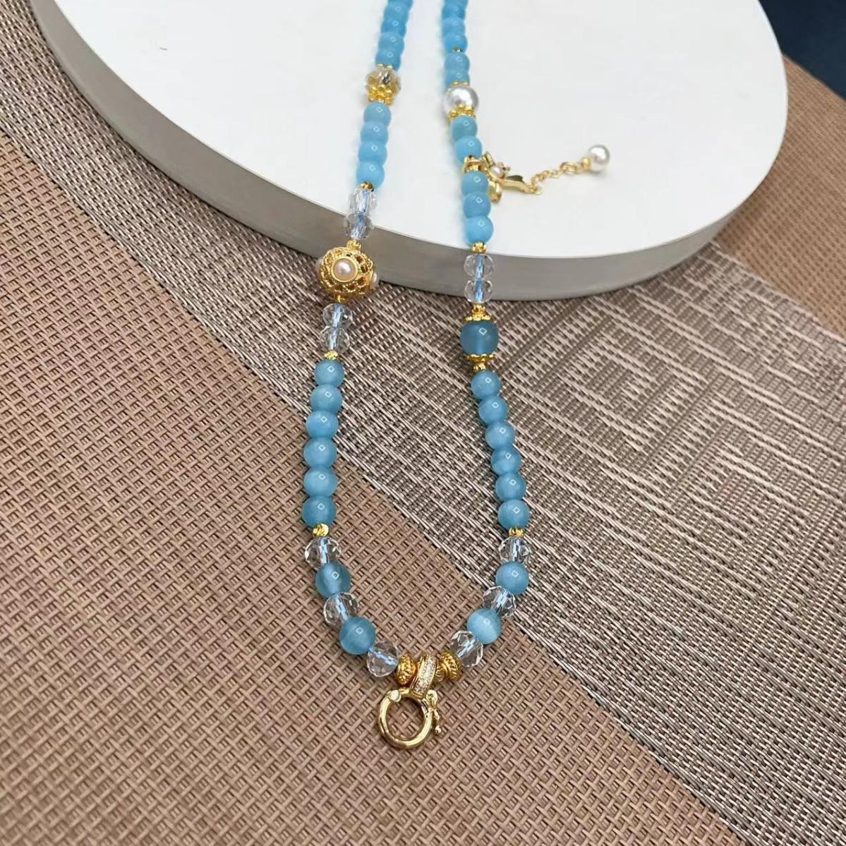 Бирюзовое колье из пресноводного жемчуга с подвеской и удлинительной цепочкой