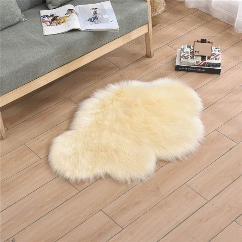 Faux Wool Cloud-Pattern Long Pile Rug for Living Room, Bedroom, and Bay Window