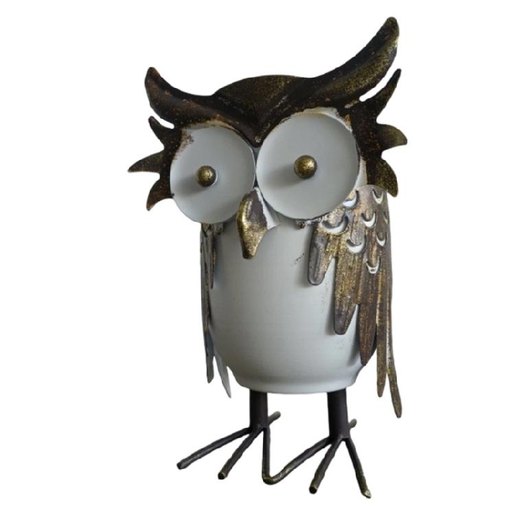 

Owl Themed Iron Garden Planter Flower Pot for Decorative Use Durable Weather Resistant and Portable for Outdoor Spaces
