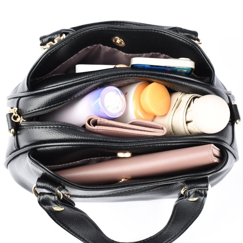 Textured Portable Messenger Small Bag for Women 2025 New Fashionable and Versatile Work Commuting Small Square Bag Multi-layer Large Capacity